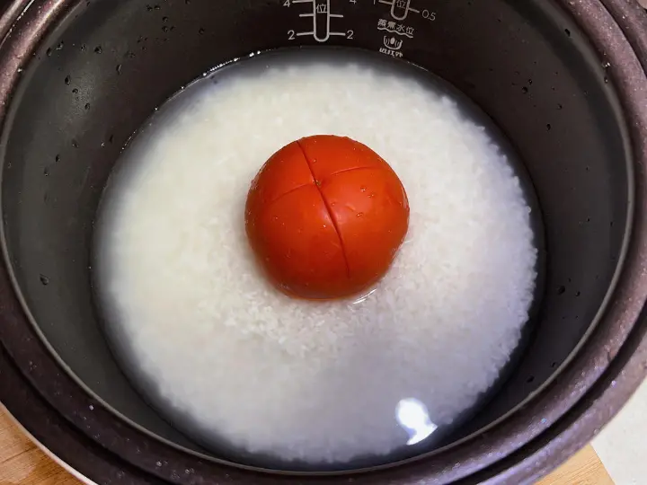 番茄肥牛焖饭 第 2 步