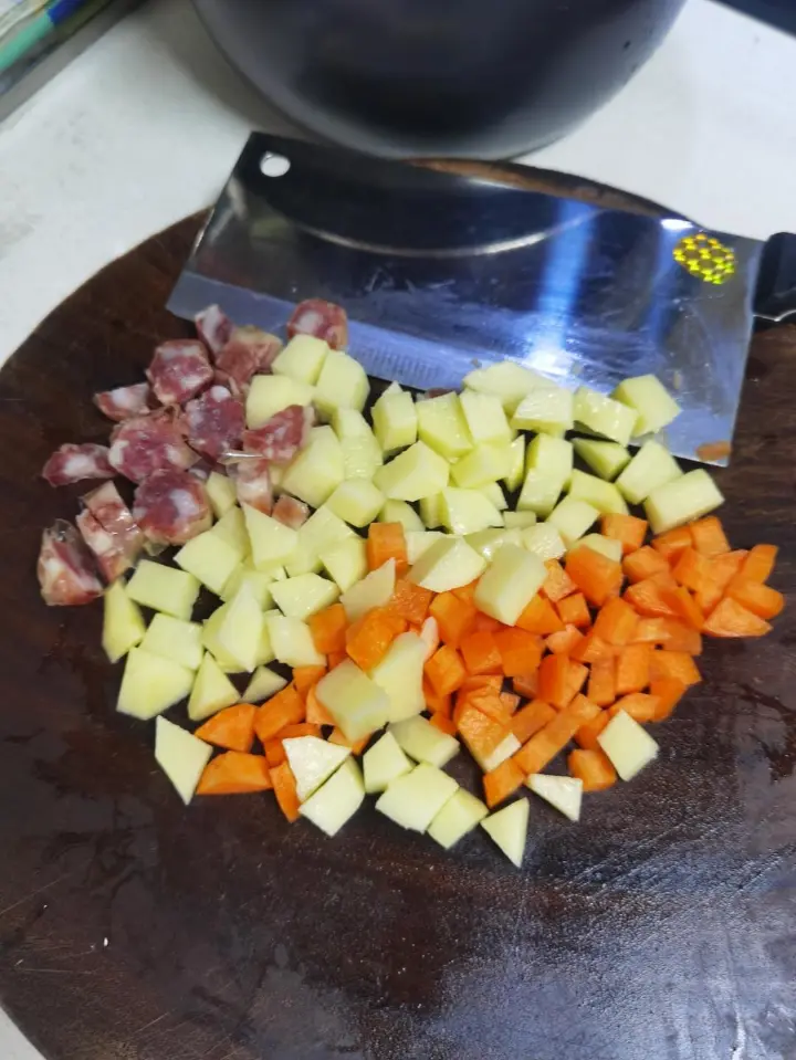 咖喱牛肉卷焖饭 第 3 步