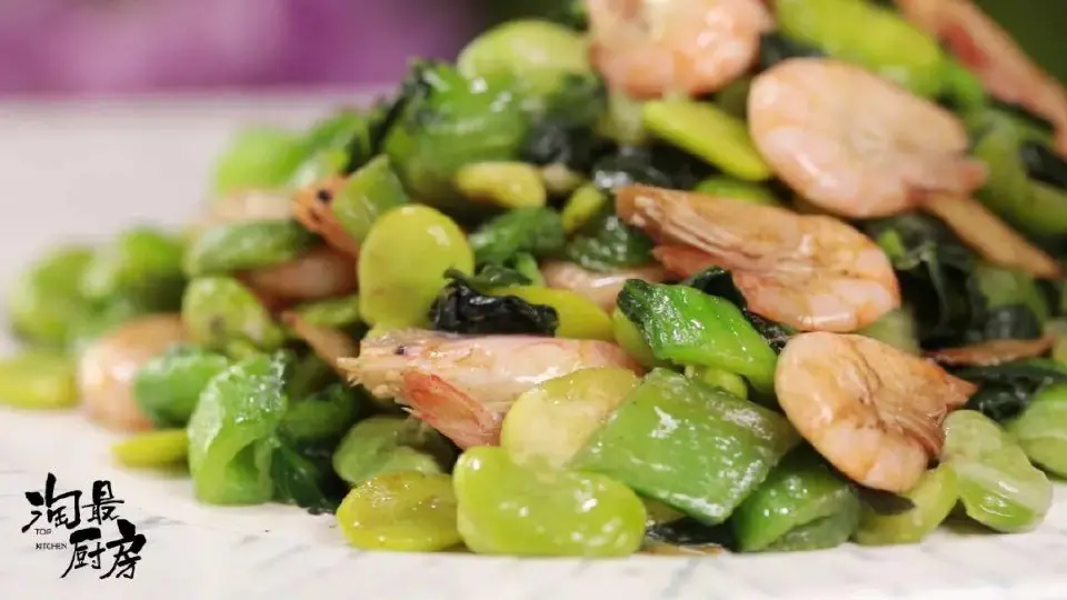 青菜豆瓣炒白米虾成品图