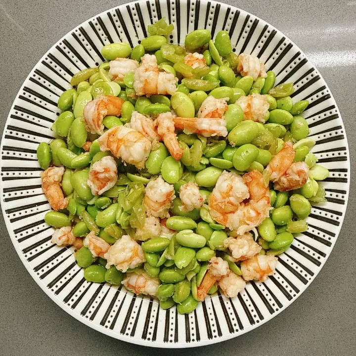 毛豆炒虾仁 第 12 步