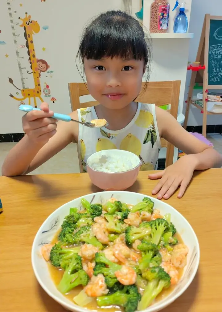 西兰花炒虾仁 第 17 步