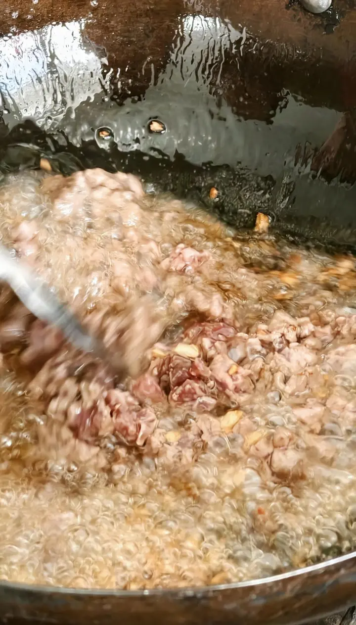 自制牛肉辣椒酱 第 4 步