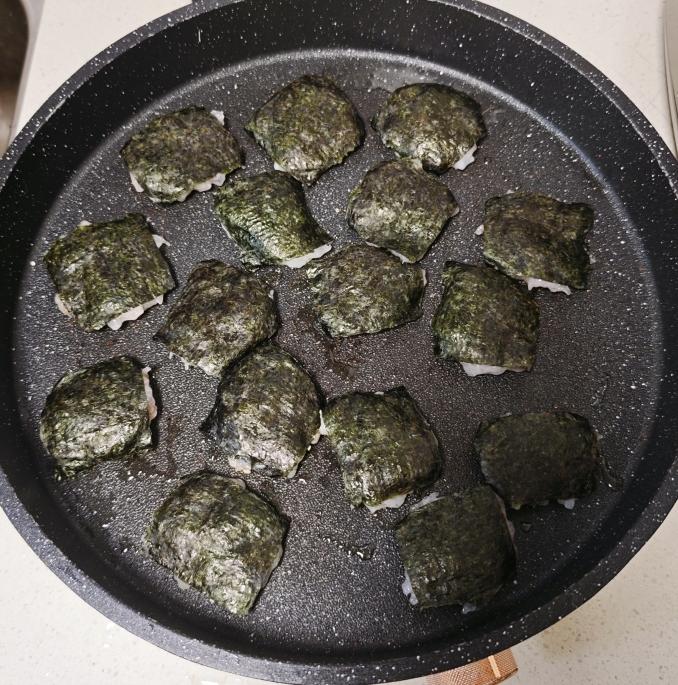 海苔煎虾滑 第 3 步