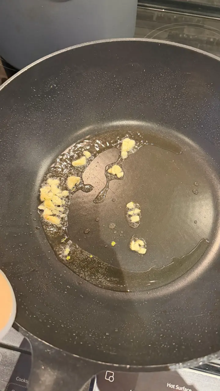 西红柿牛肉炒鸡蛋 第 7 步