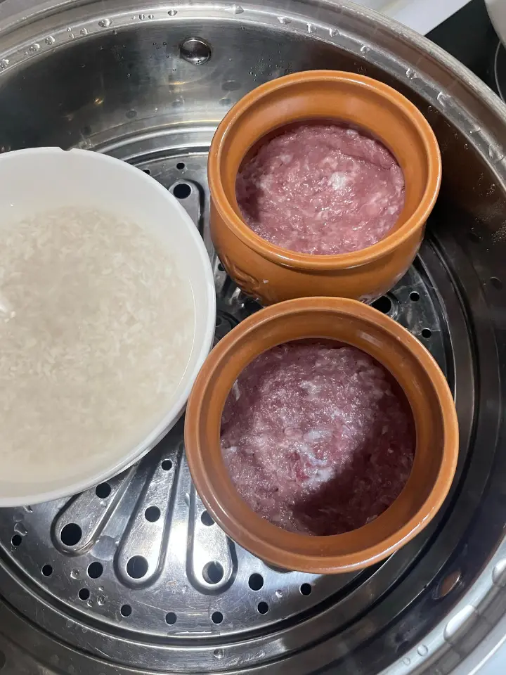 瓦罐紫菜肉饼汤 第 2 步