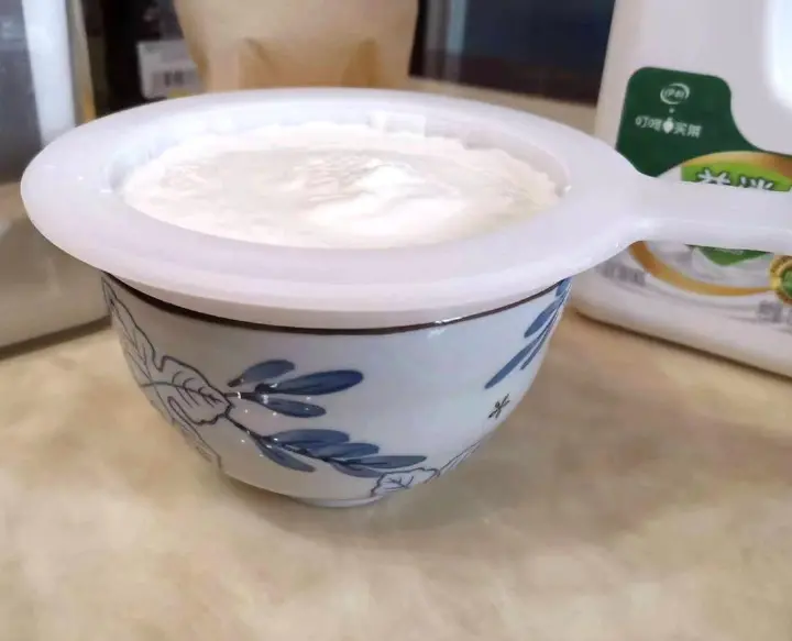 冷萃自制希腊酸奶 第 3 步