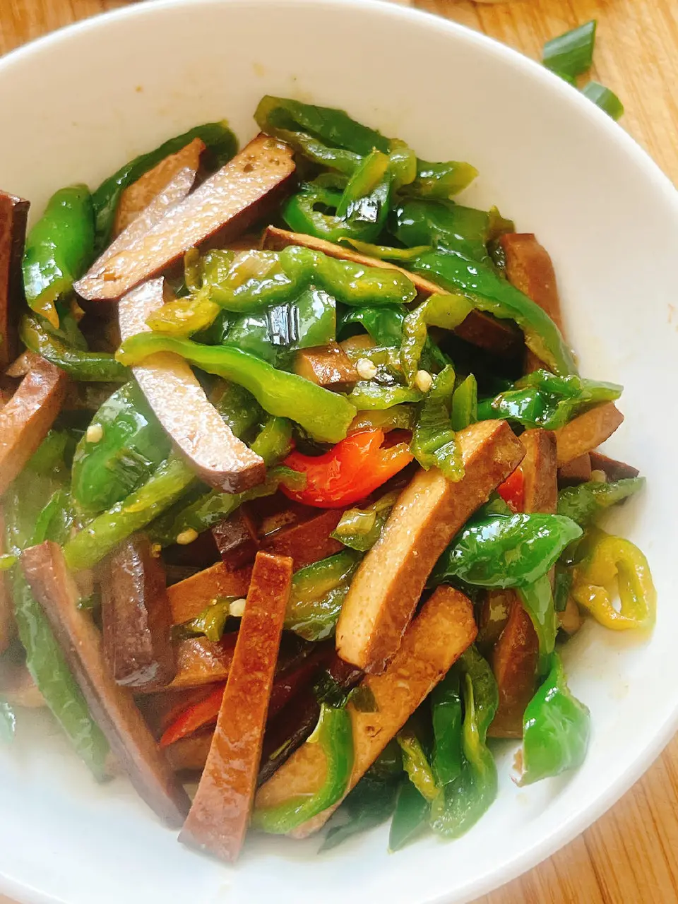 辣椒炒豆干成品图