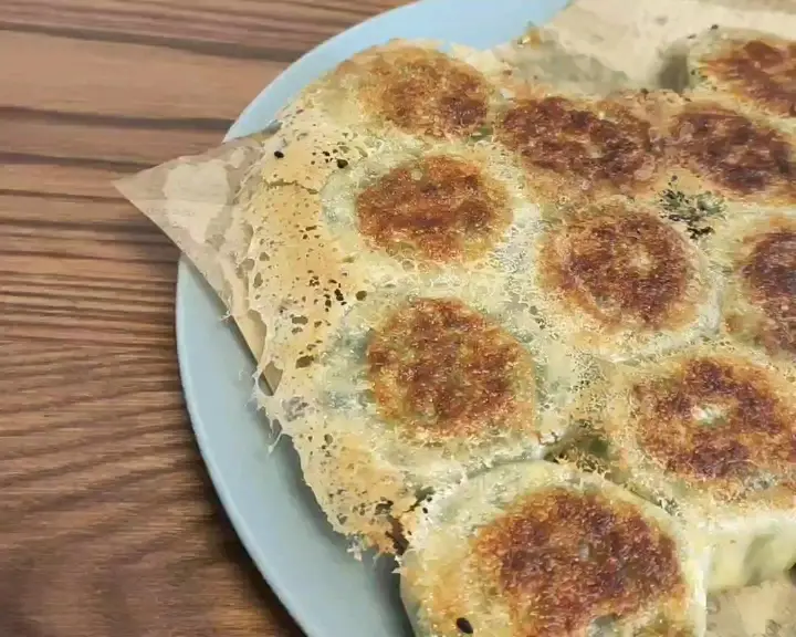 饺子皮版素馅生煎包 第 9 步