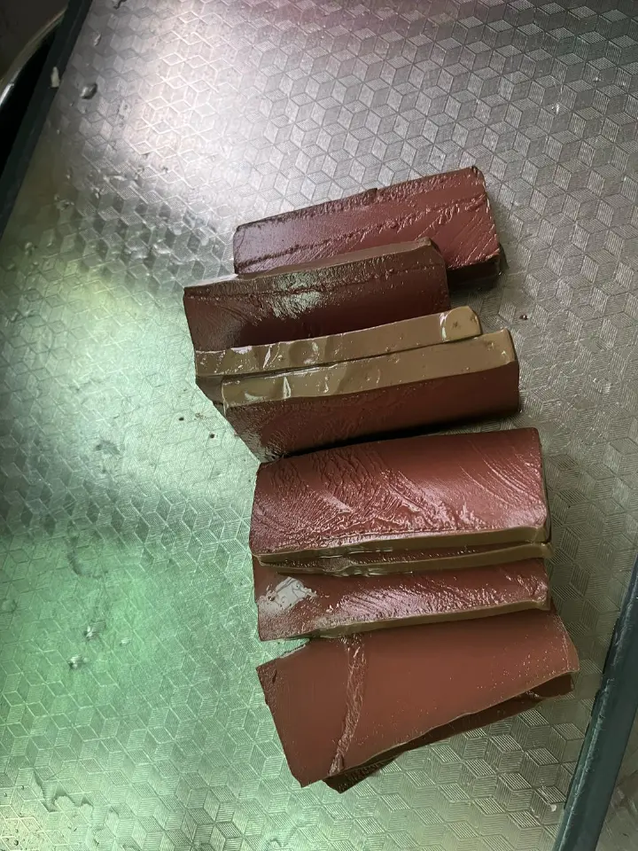 韭菜炒鸭血 第 1 步