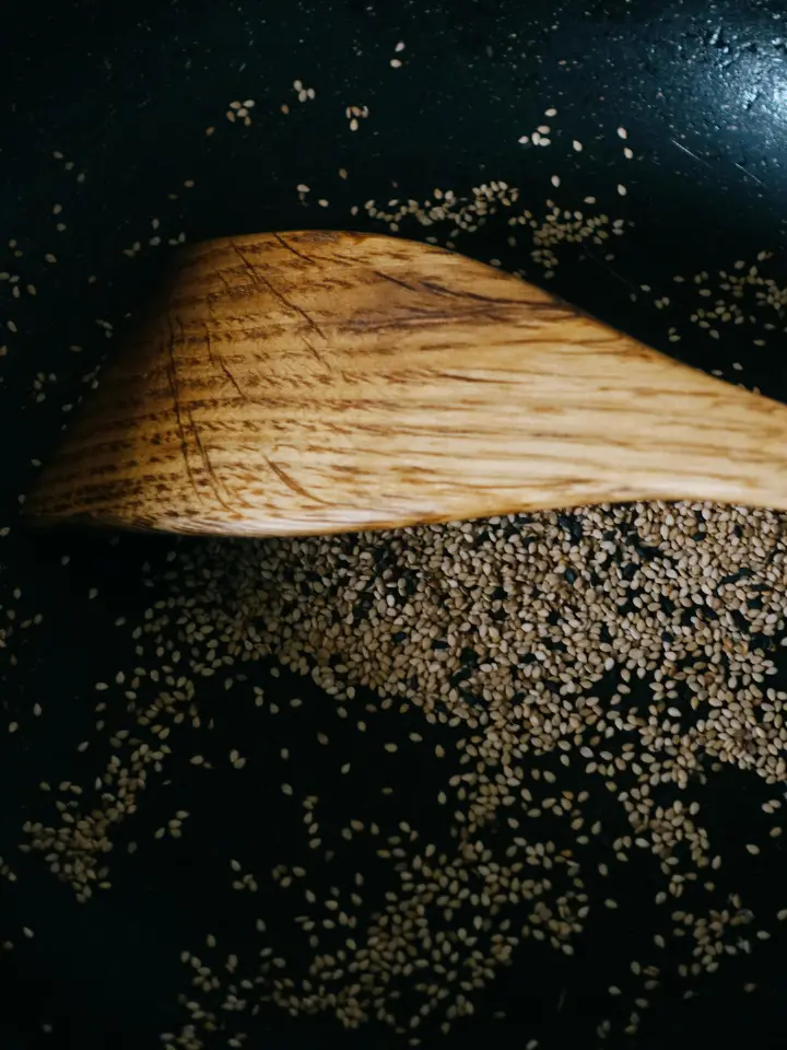 辣酱拌鱼饼年糕 第 1 步