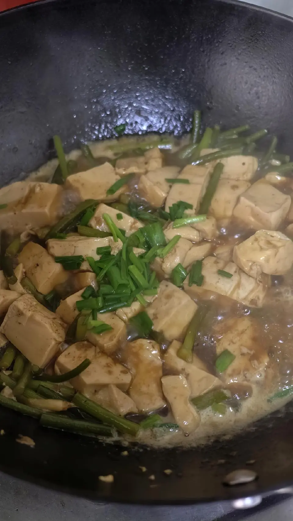 蒜苗烧豆腐成品图