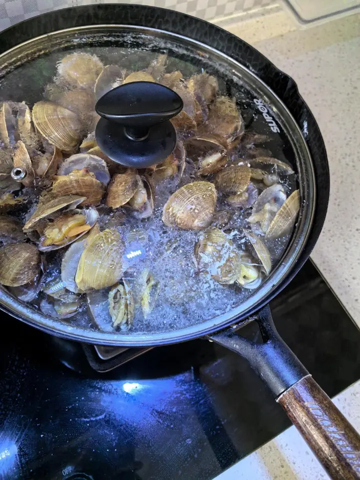 清水煮黄蚬子 第 3 步