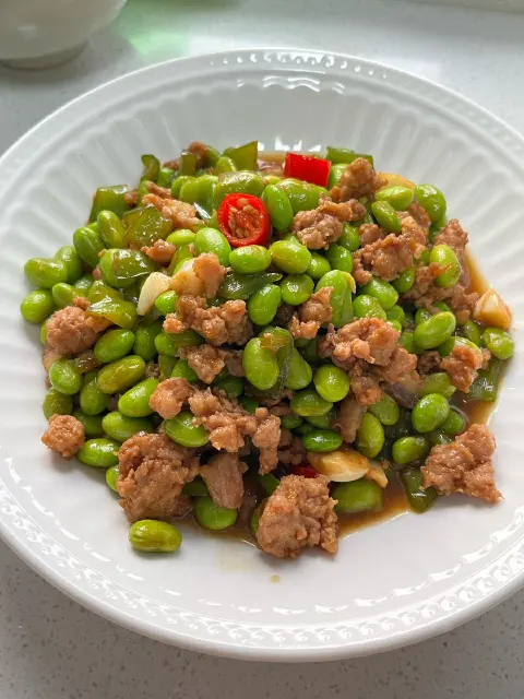 肉末炒毛豆