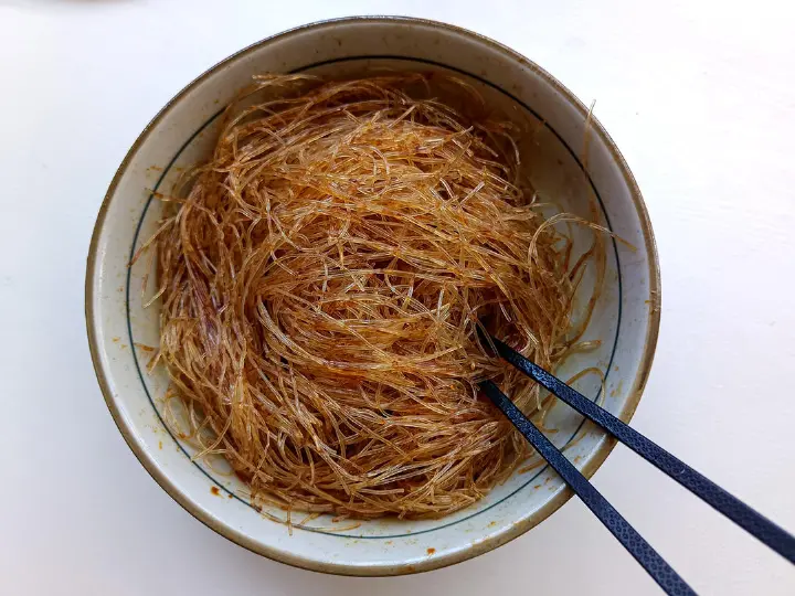 虾仁炒粉丝 第 4 步