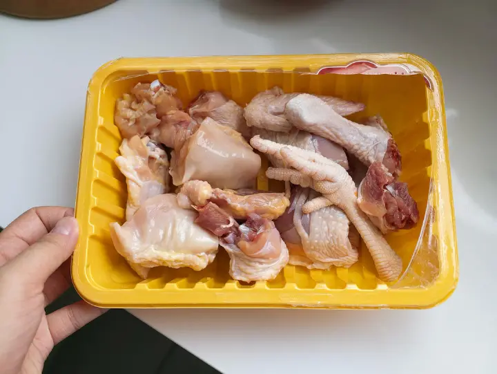 菌菇鸡煲 第 3 步