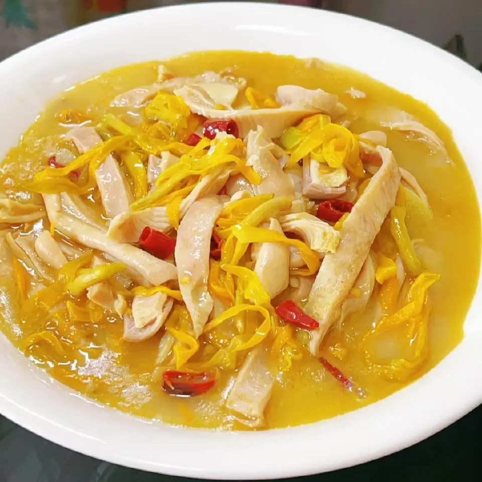 黄花菜烩猪肚成品图