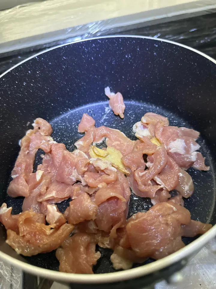 辣椒炒肉 第 4 步