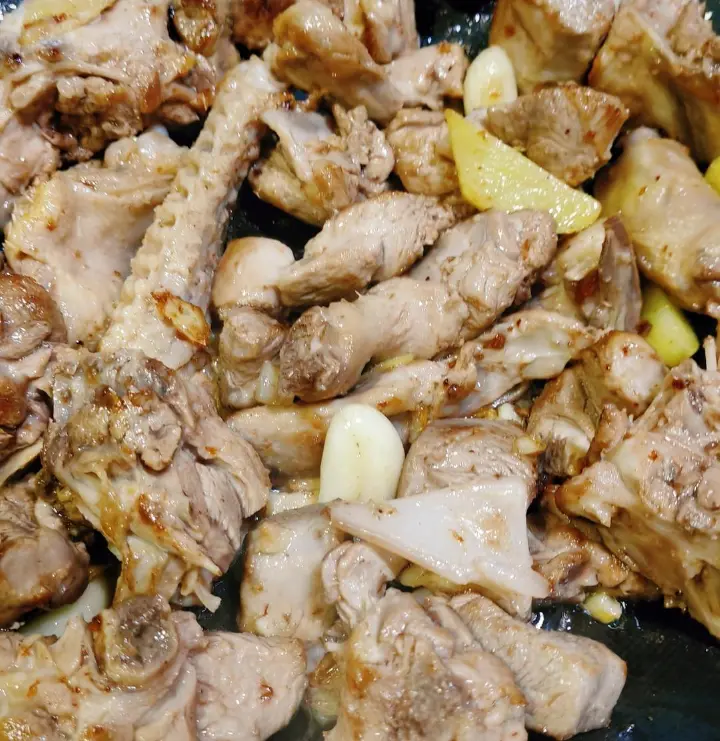 紫苏青椒炒鸭 第 2 步