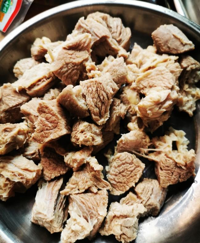 胡萝卜红烧牛腩 第 2 步