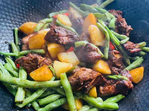 豆角土豆炖排骨