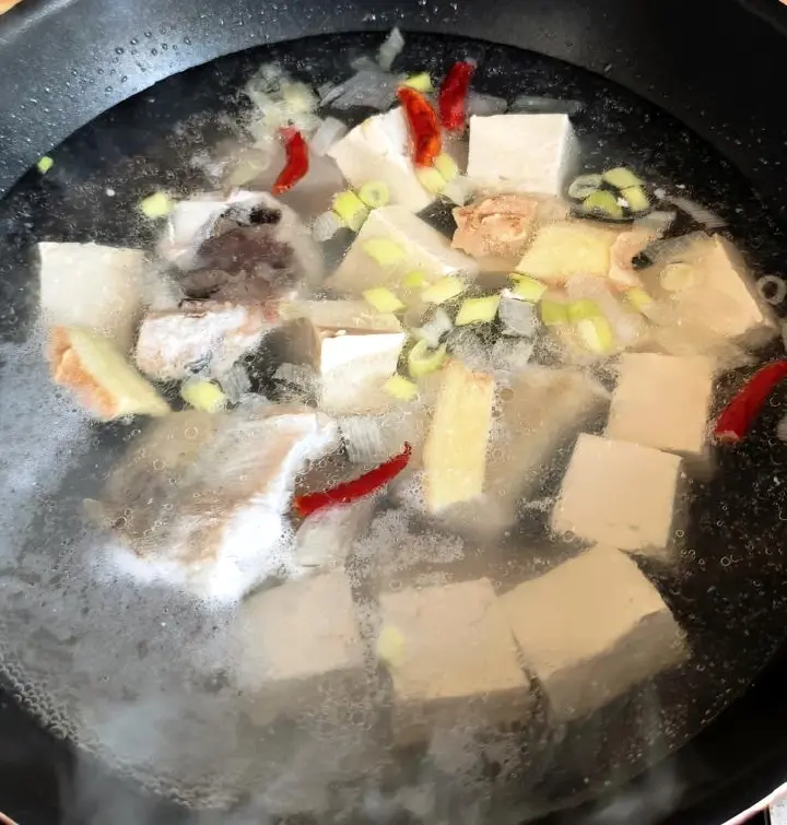 鳕鱼炖豆腐 第 5 步