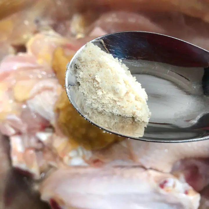 豆酱鸡翅煲 第 3 步