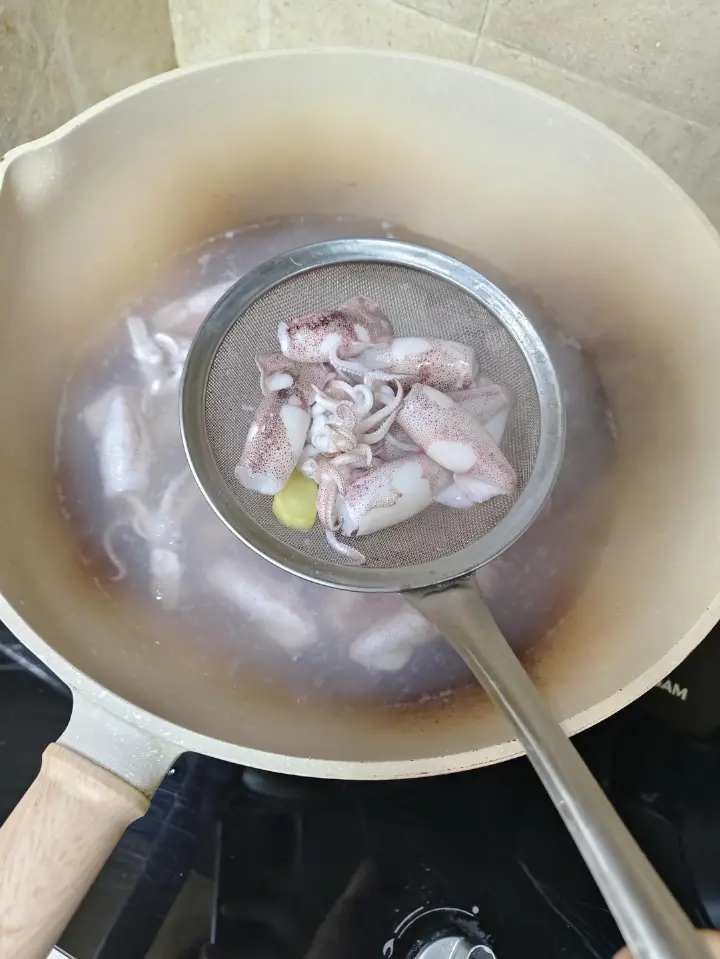爆炒香辣鱿鱼 第 7 步