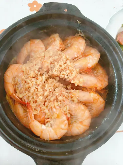 娃娃菜粉丝蒸虾煲