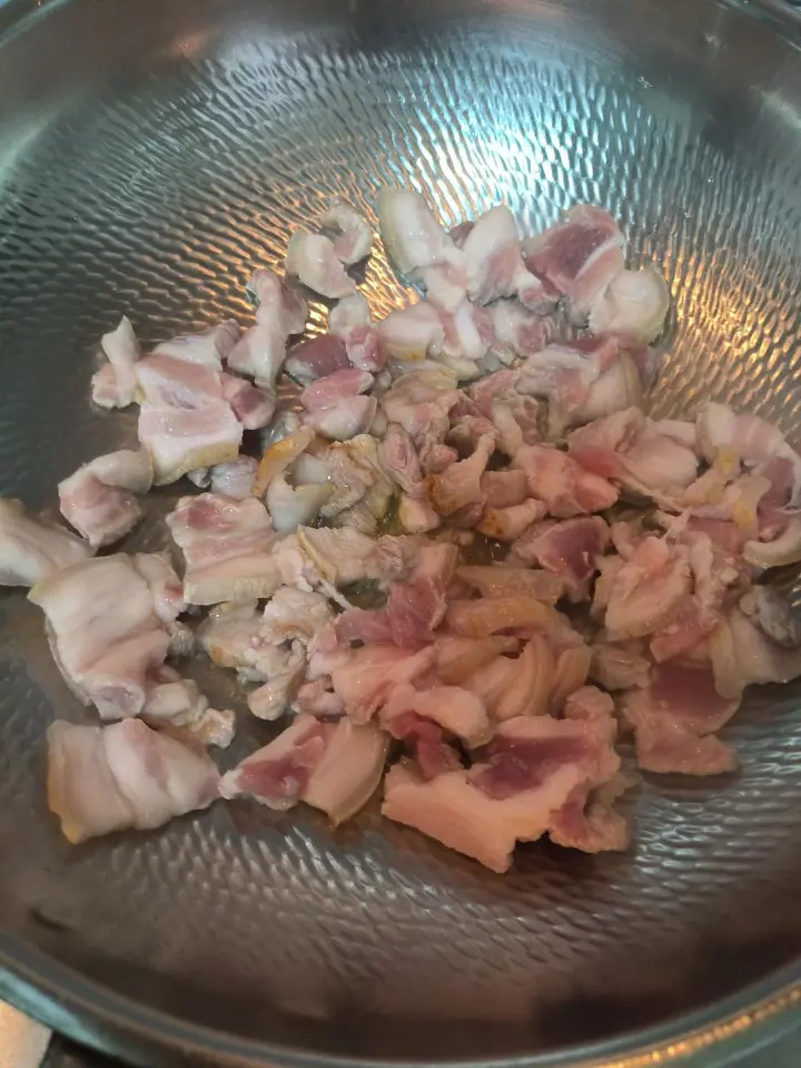 酸菜五花肉乱炖 第 6 步