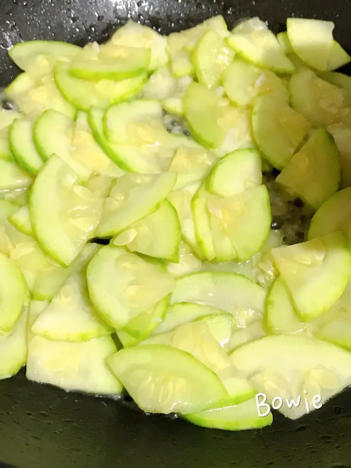 西葫芦炒肉片 第 6 步