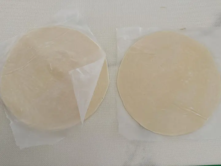 手抓饼版梅干菜饼 第 1 步