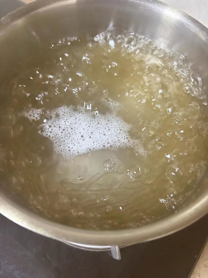 绿豆芽粉条炒鸡蛋 第 1 步