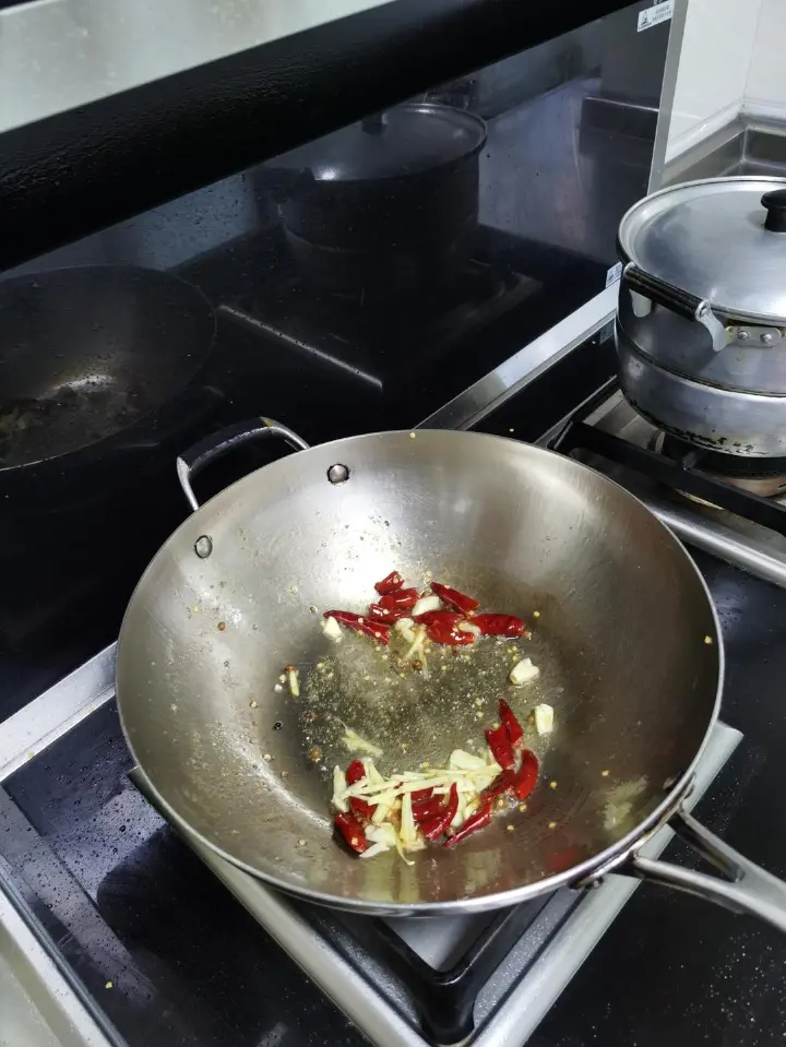 家常小炒肉 第 6 步