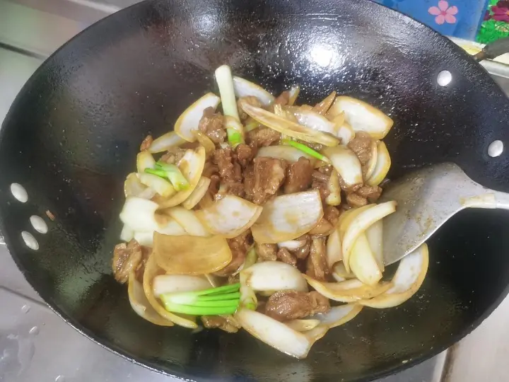 孜然洋葱炒羊肉 第 9 步