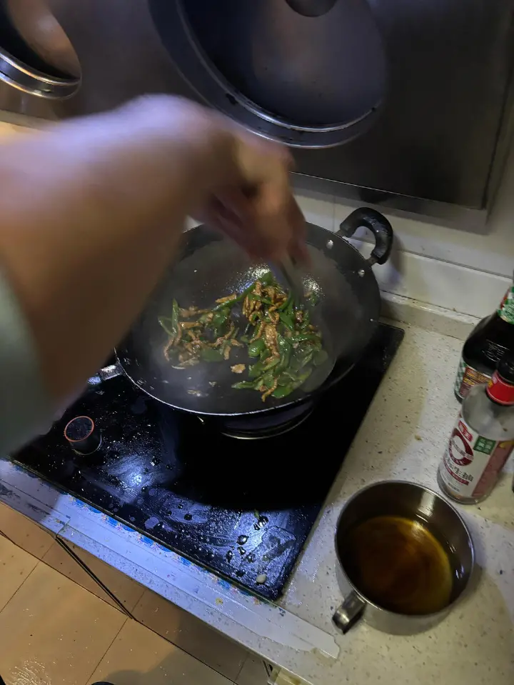 辣椒炒肉 第 11 步