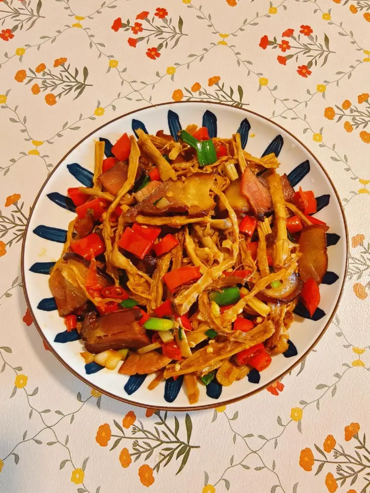 笋干炒腊肉 第 15 步