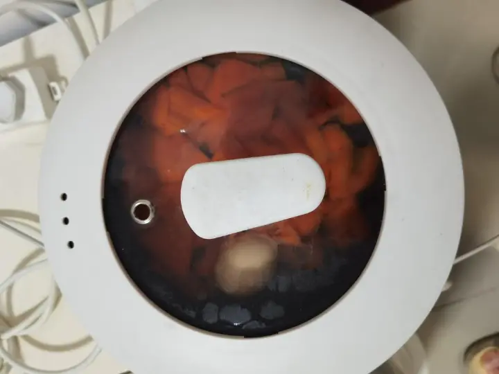 胡萝卜炒肉片 第 4 步