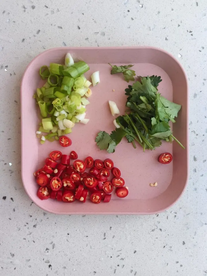 鱼籽鱼泡烧豆腐 第 6 步