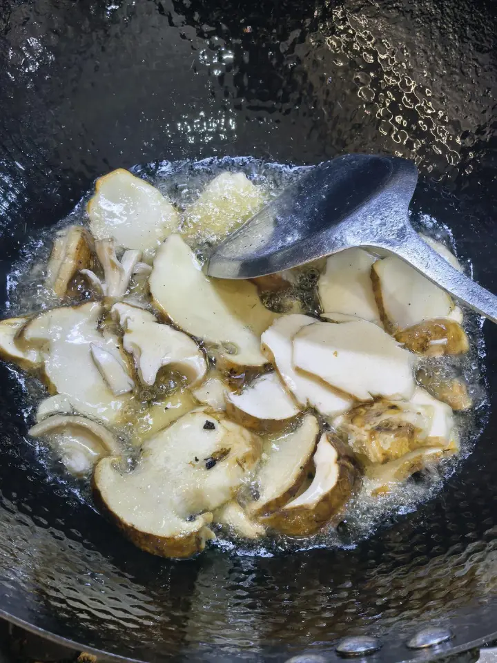菌菇煲仔饭 第 2 步