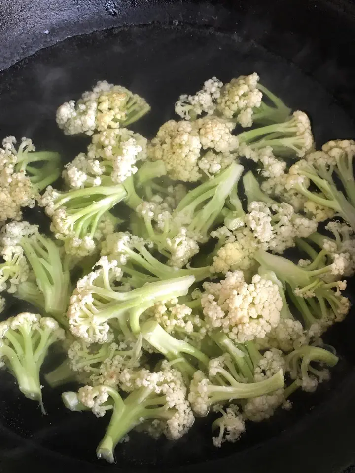 小炒有机花菜 第 4 步