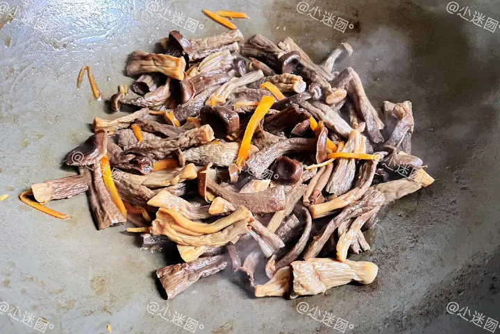 小炒鹿茸菇 第 2 步