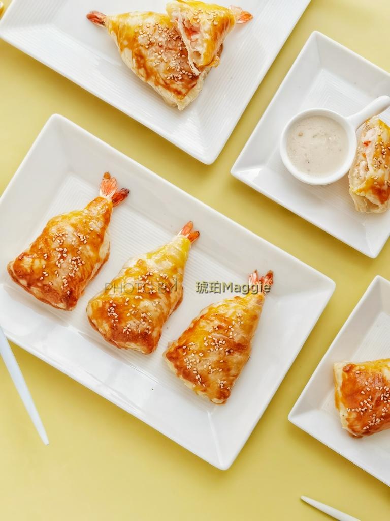 芝士酥皮大虾手抓饼成品图