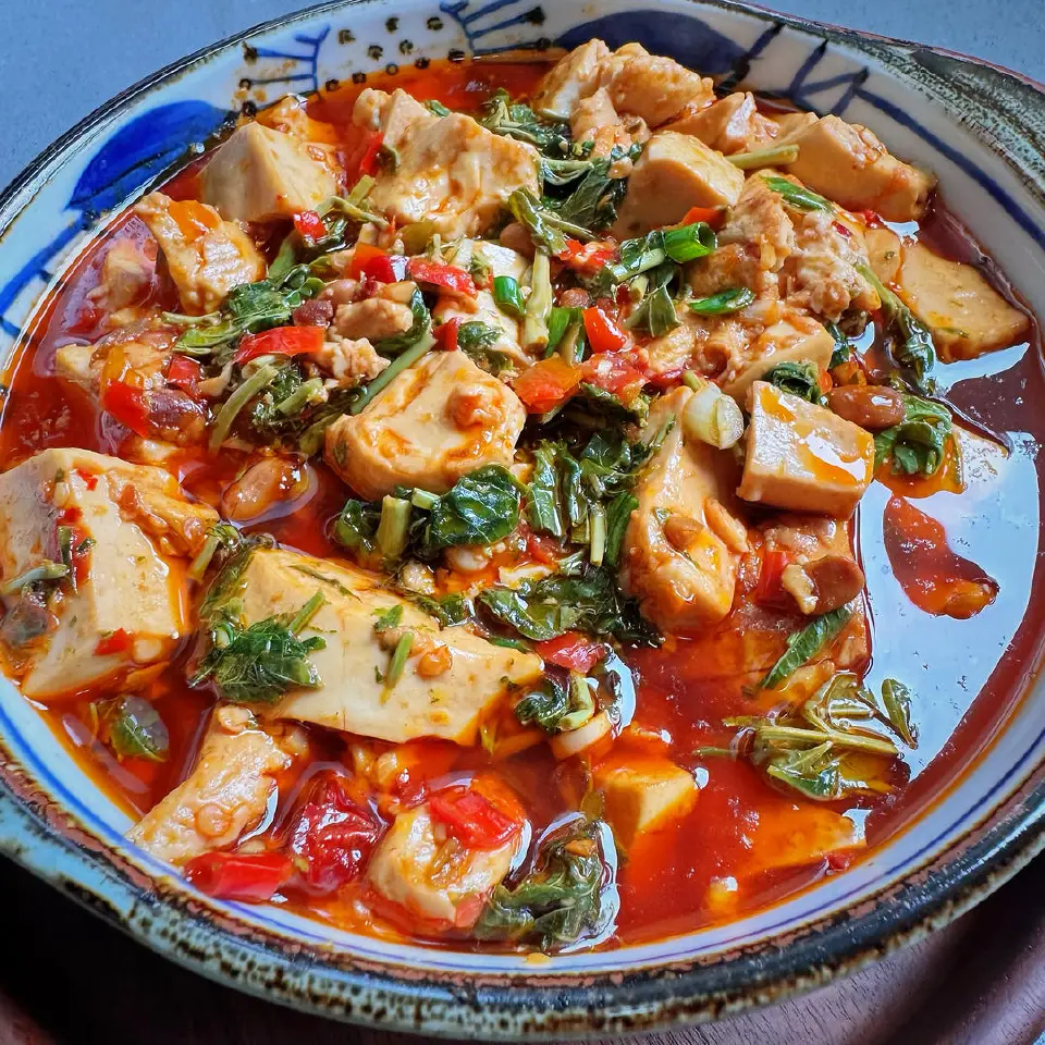 香椿焖豆腐成品图