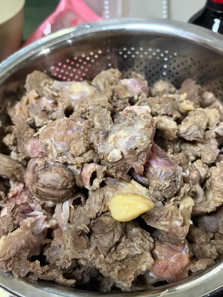 高压锅红烧牛肉 第 1 步
