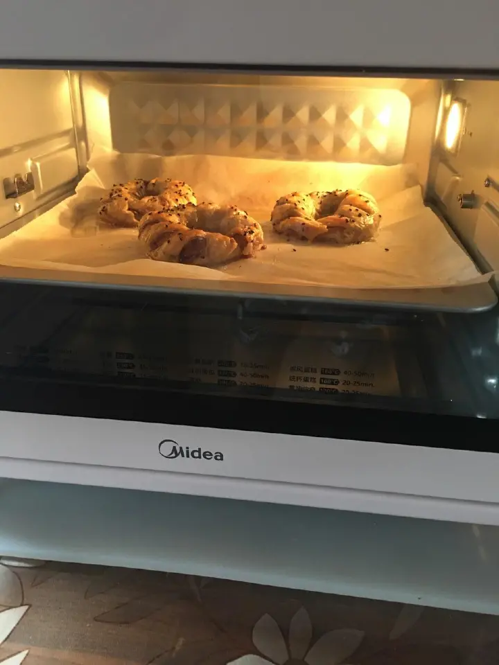 手抓饼豆沙卷 第 13 步
