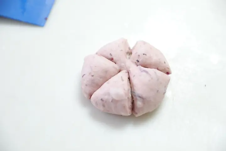 玫瑰乳酪花朵面包 第 16 步
