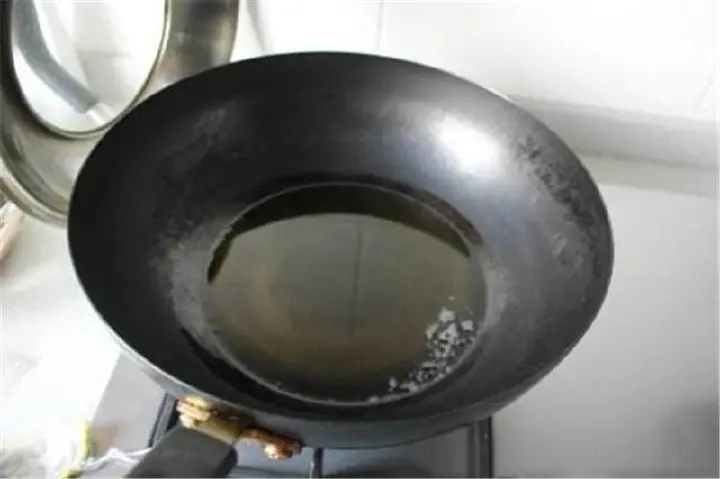 青菜炒蛋饺 第 4 步
