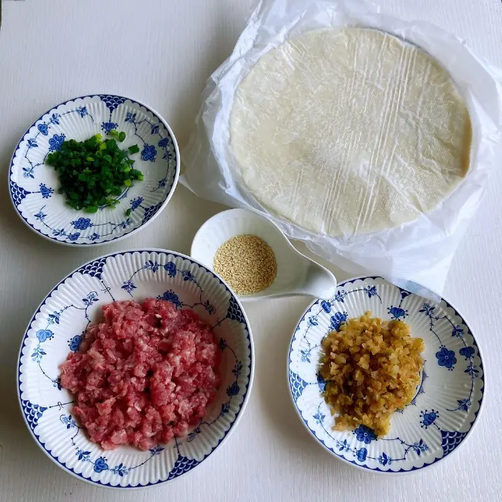 空气炸锅鲜肉锅盔 第 2 步