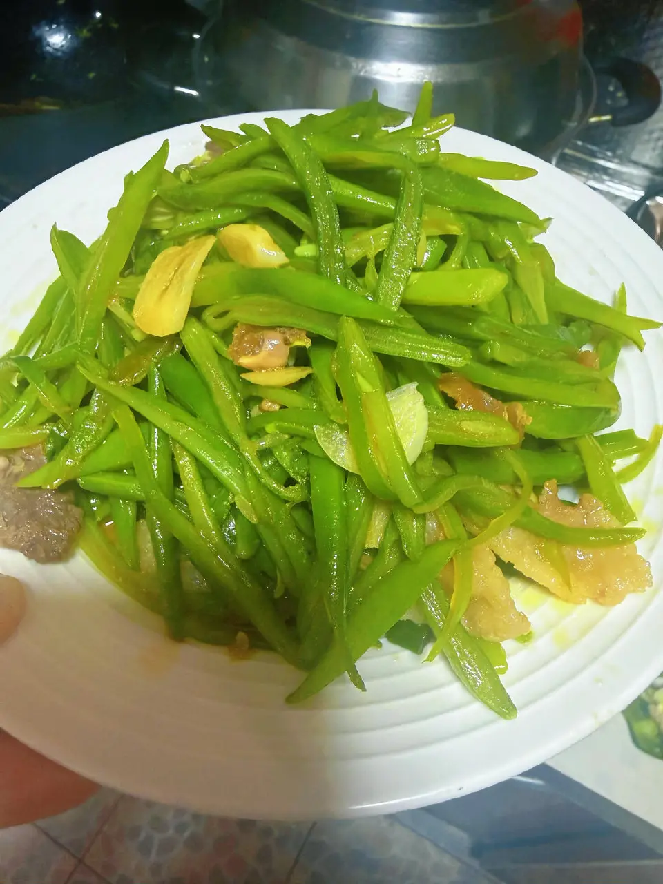 扁豆炒肉成品图