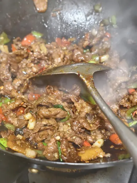小炒牛肉